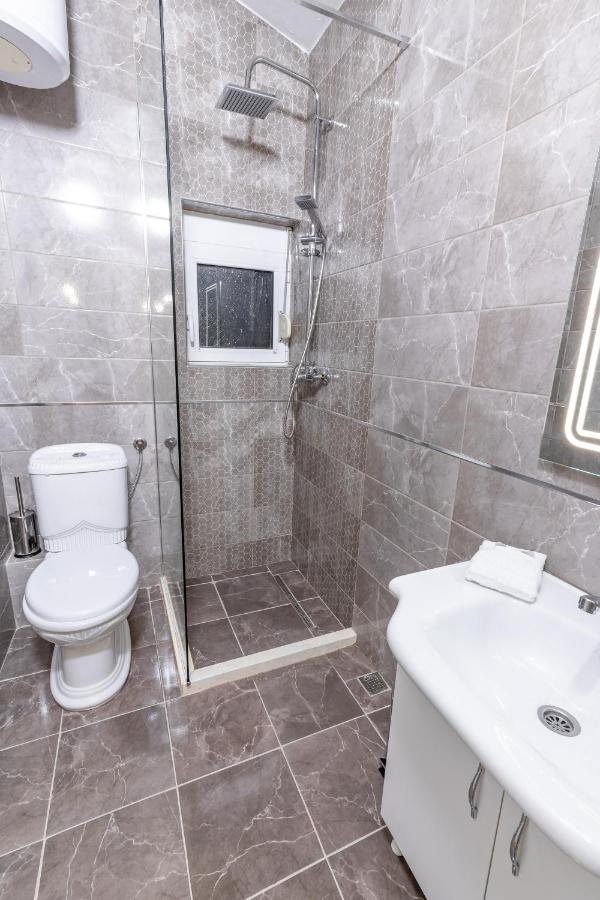 Apart-Hotel Prestige Ulcinj Buitenkant foto
